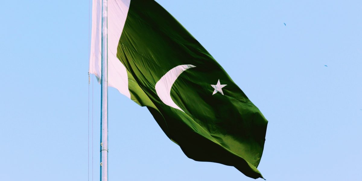 Războiul din Iran, ziua 43: Trump amenință! Israel respinge armistițiul cu Hezbollah. Negocieri în PAKISTAN