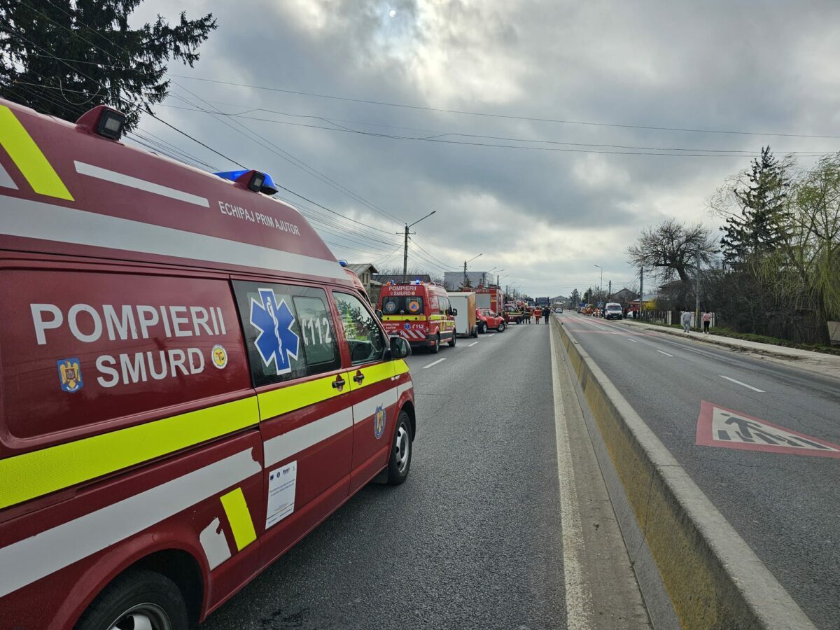 Trafic blocat pe o bretea crucială din Ilfov, după ce un TIR a suferit un accident Centrul Infotrafic din cadrul Inspectoratului General al Poliției Române a anunțat, miercuri dimineață, oprirea traficului rutier pe breteaua de acces dinspre localitatea Jilava (DN 5) către autostrada A0 Centura București, în județul Ilfov