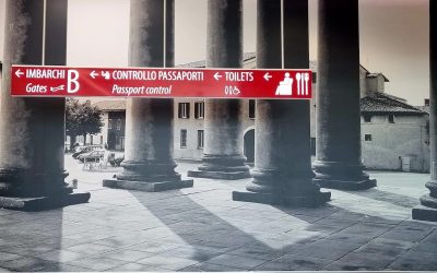 Italieni, păcăliți de nume: Avion spre Cracovia, aterizat la Craiova! „Vacantă minunată”
