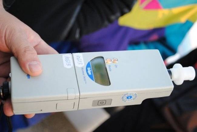 Noile troleibuze din București: Pornește doar cu alcooltest negativ