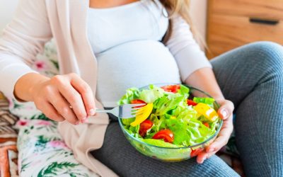 Ce mănâncă gravidă? Ghid esențial pentru viitorii părinți din România!