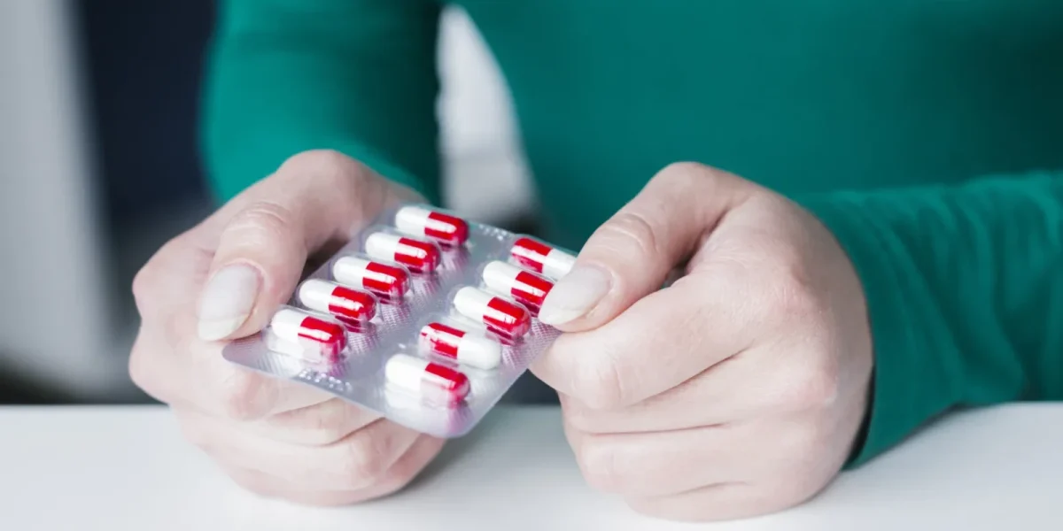 Antibioticele, capcane ascunse: Inflamații neașteptate în organism