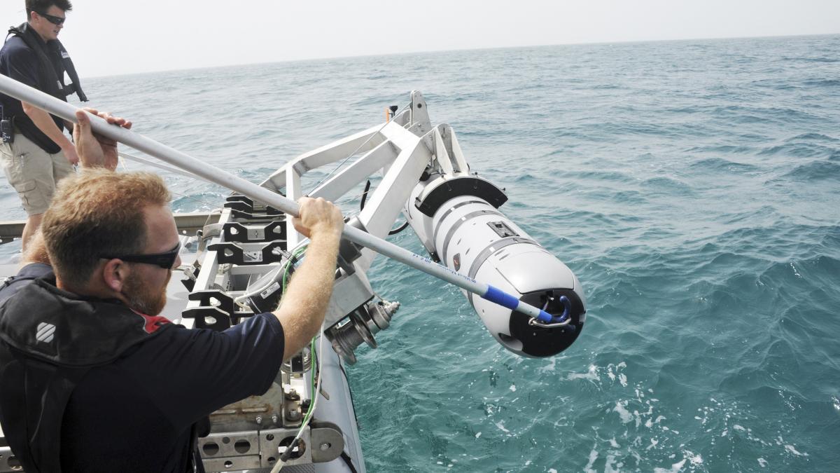SUA trimit drone submarine în Ormuz: Război împotriva minelor iraniene!