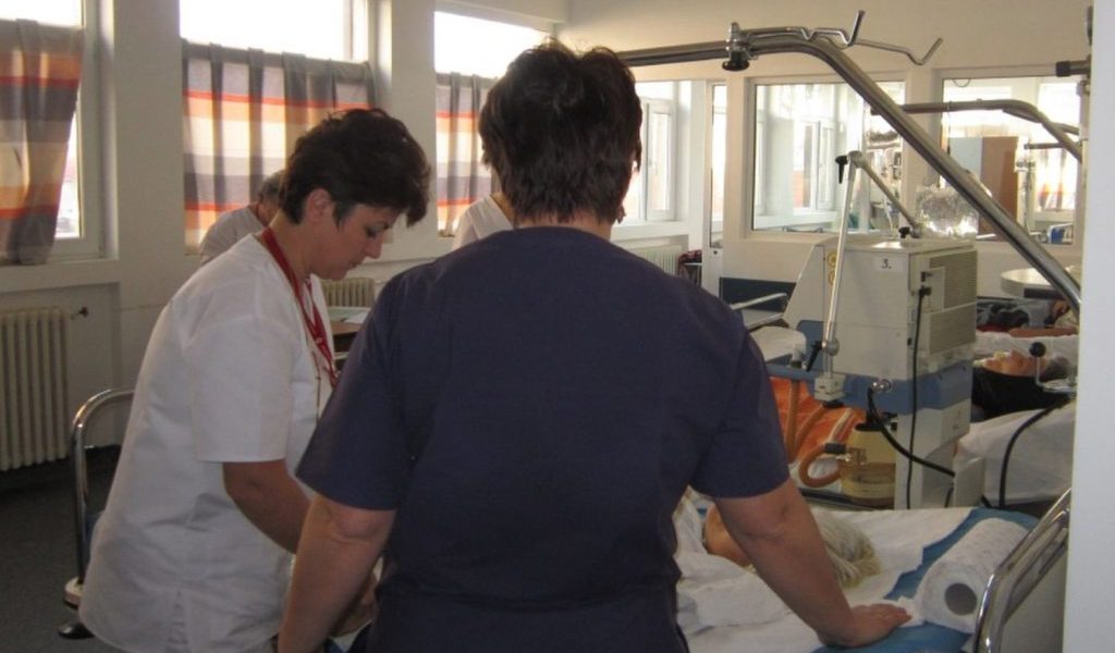 OAMGMAMR, partener în INTENSIV+: Îngrijiri medicale vitale pentru pacienți