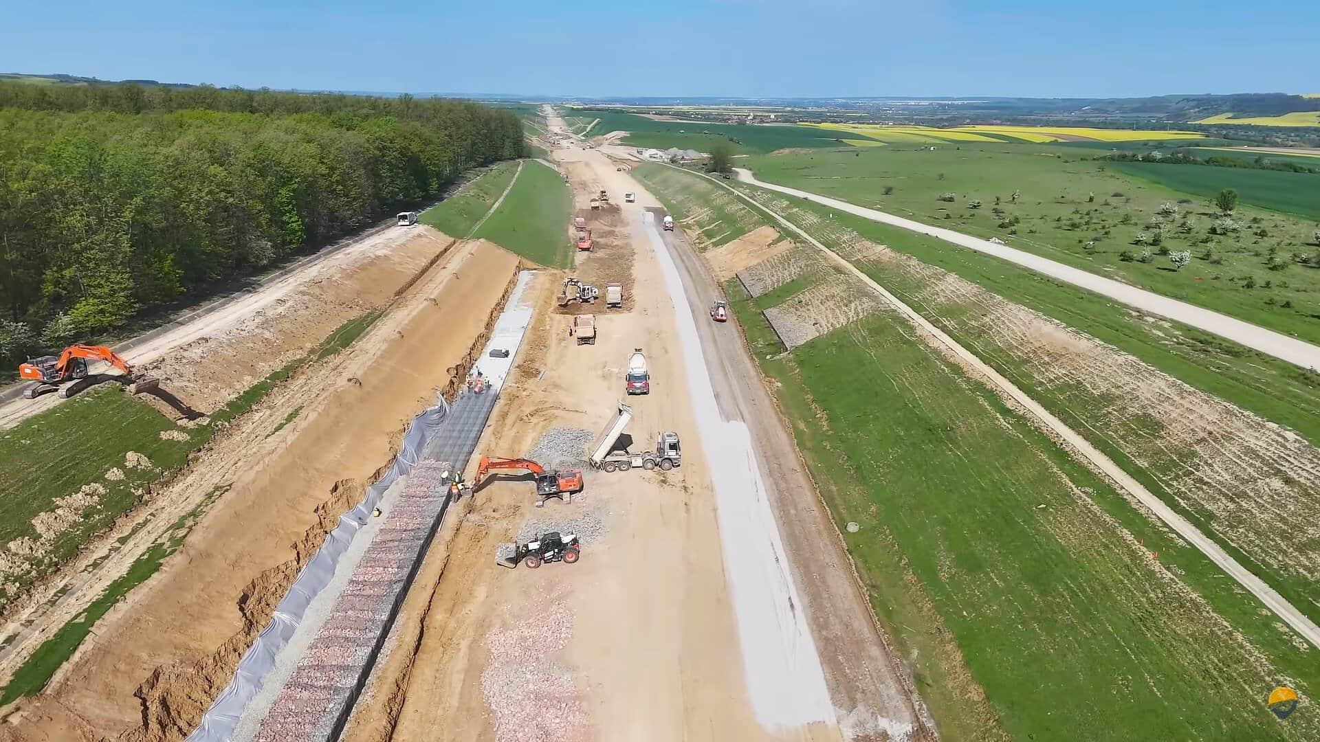 O asociere de firme din România și Bulgaria a fost desemnată câștigătoare pentru construcția tronsonului 2 Târgu Frumos – Leţcani al autostrăzii A8, un proiect strategic pentru conectarea județului Iași la rețeaua europeană de autostrăzi