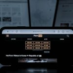 Britanicii votează interzicerea pornografiei cu rude vitregi