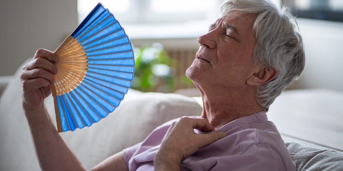 Află de ce transpirația excesivă te „invadează” după 40 de ani