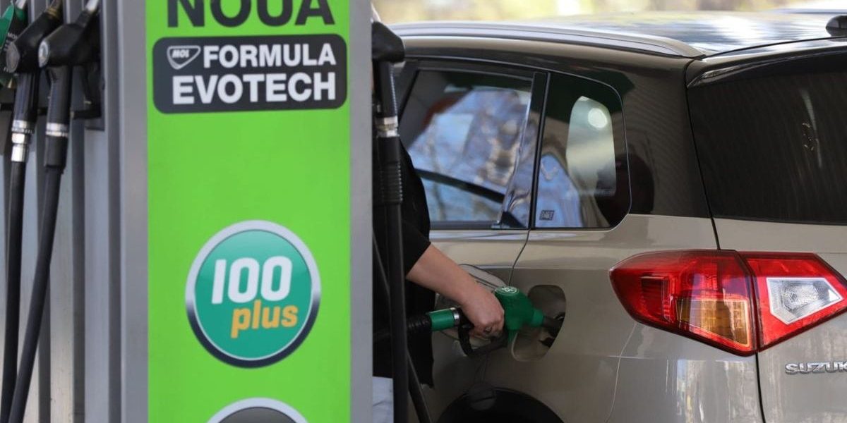 Benzina și motorina, tot mai ieftine: Ce prețuri au carburanții pe 17 aprilie 2026?