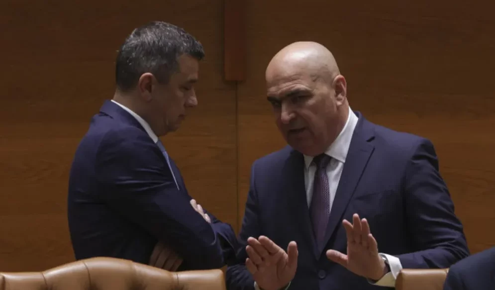 Bursa se clatină, dobânzile cresc: Criza politică mușcă din buzunarele românilor