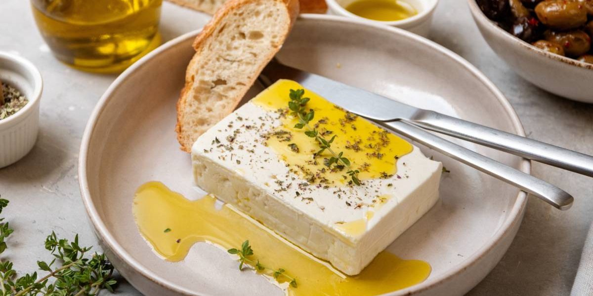 Brânza-minune: Mănânci zilnic și topești grăsimea, inclusiv cea de pe abdomen