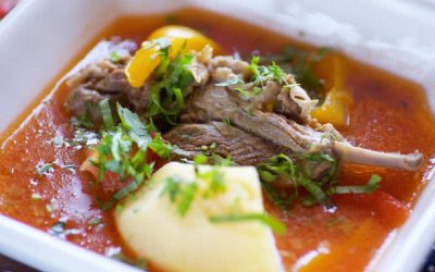 Schimbarea bruscă a alimentației, de la restricțiile postului la mesele îmbelșugate de Paște, poate provoca disconfort și dezechilibre în organism