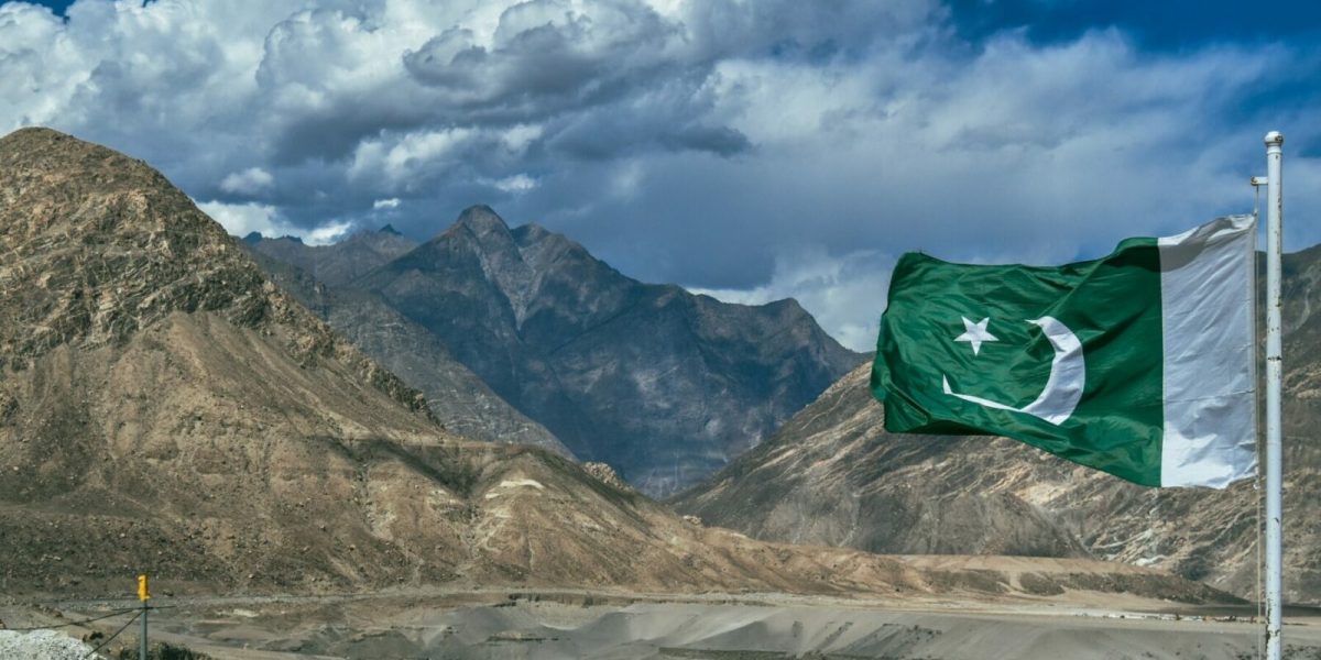 Pakistan: Restricții de curent electric, TEMPORAR, din cauza crizei din Orientul Mijlociu