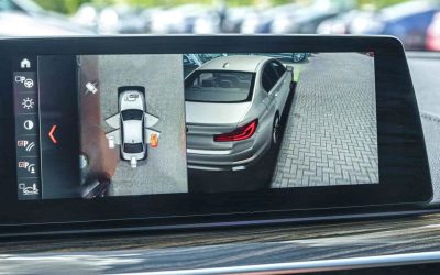 Imaginea cu camerele 360 de grade încețoșate pe mașină nu semnalează automat o defecțiune