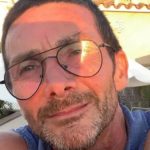 Bărbatul dat afară pentru curaj, asaltat cu oferte de muncă după gestul său