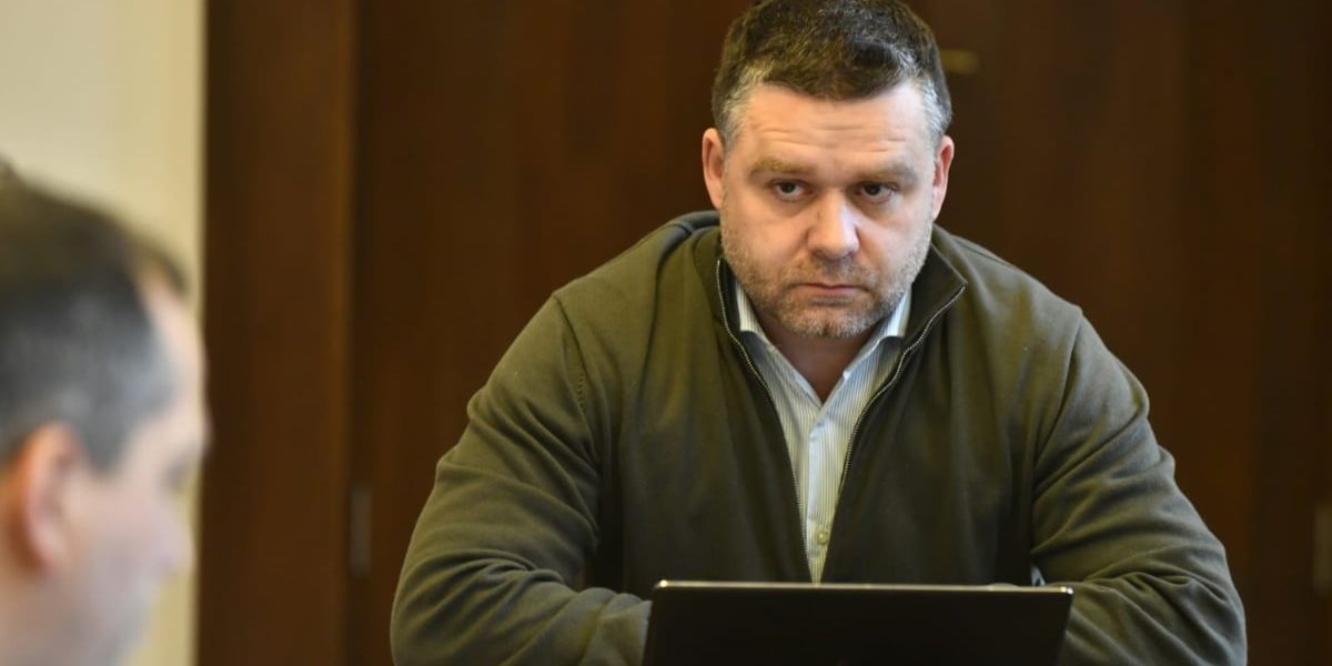 Ciucu dă lege! Chioșcurile ilegale din parcuri, eliminate în București