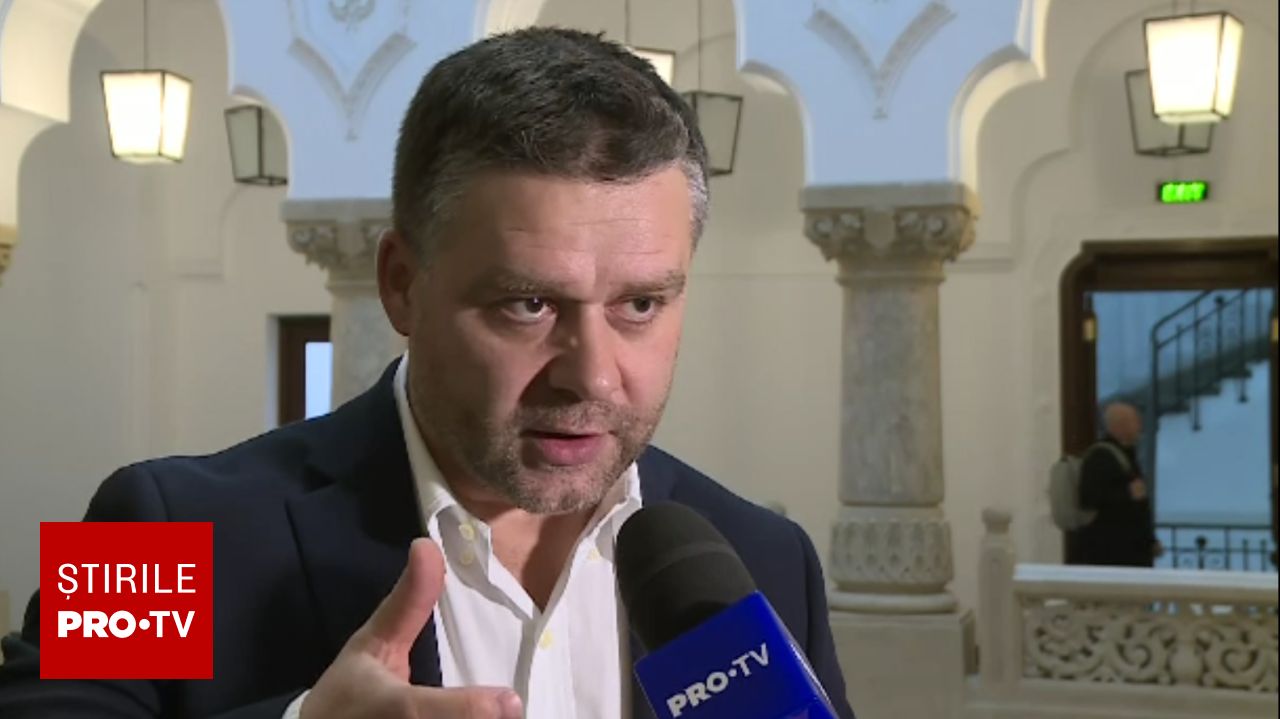 Ciucu, furios pe mobilierul din Herăstrău: „Cacofonie ridicolă, cașcarabete!”