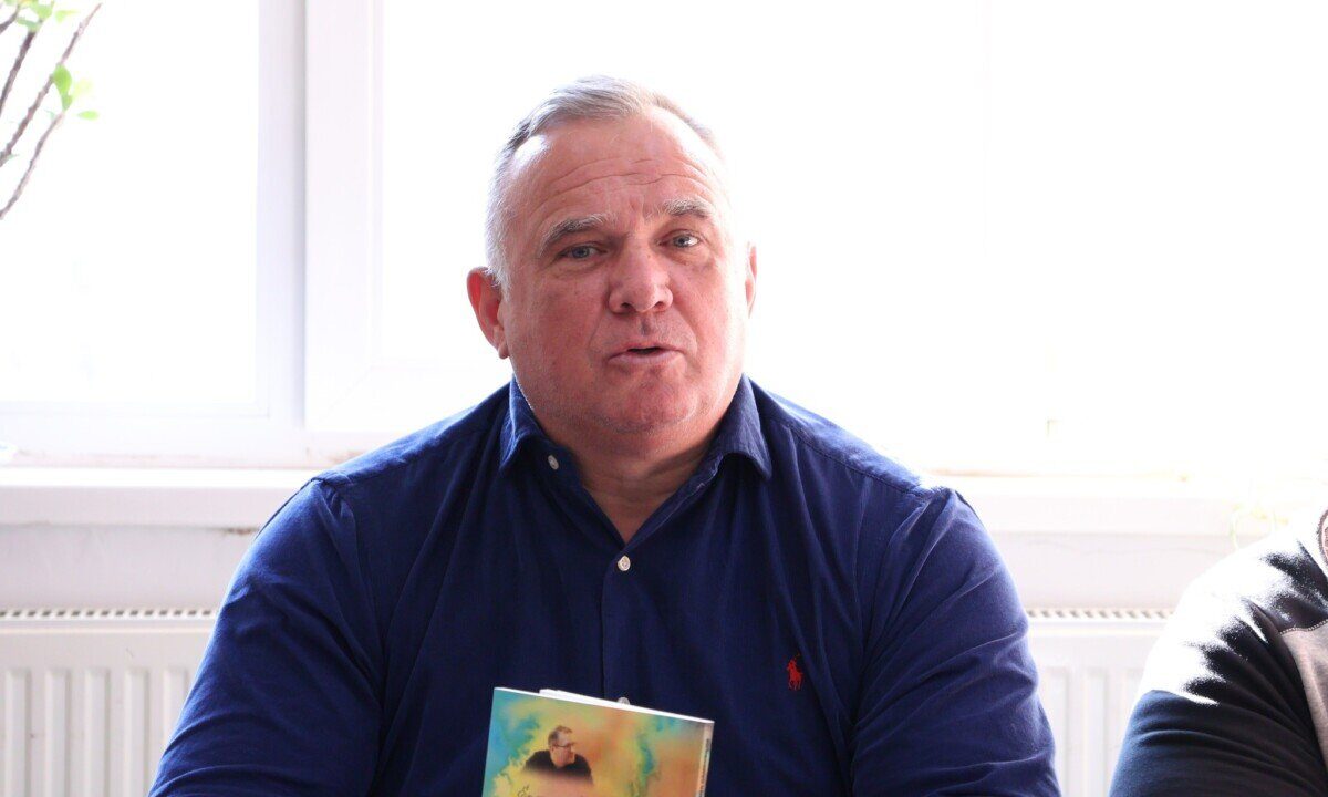 Clămparu, „Cap de porc”, de la rețeaua de prostituție la poezie, în Aiud