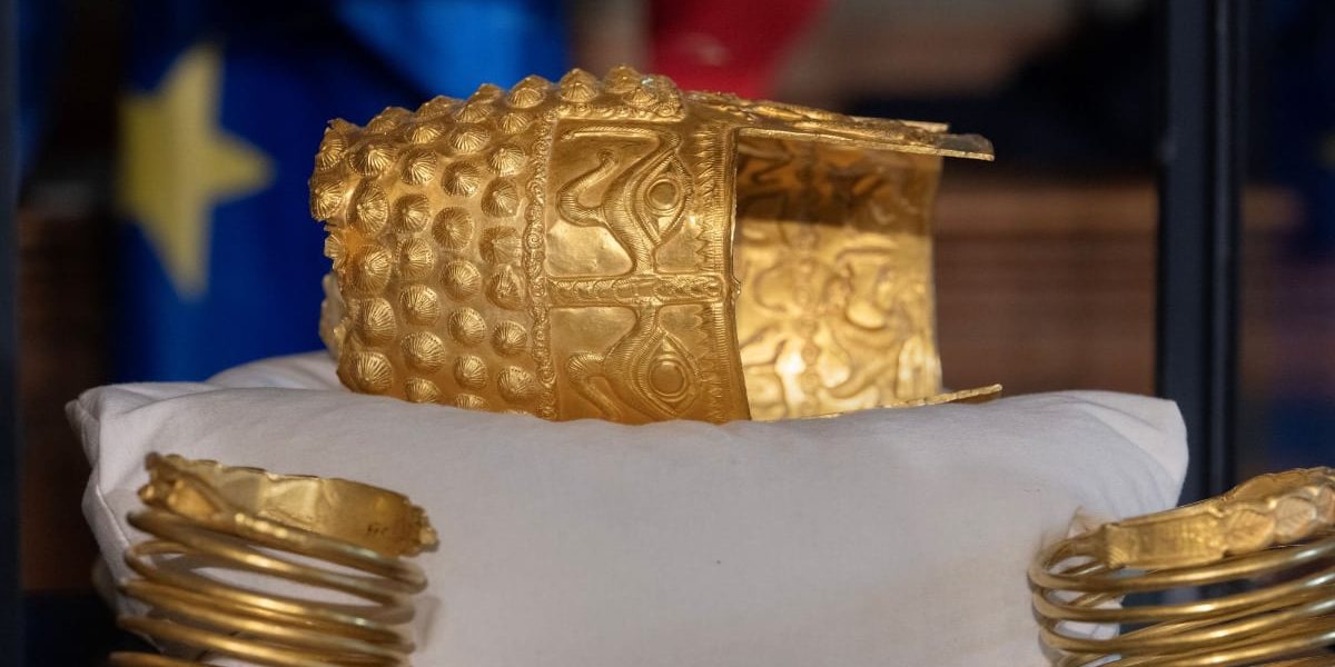 Cazul Coifului de la Coțofenești: Misterul artefactului străvechi