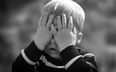 Un pompier, erou în timpul liber: Salvează un copil de 2 ani înecat într-un magazin