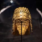 Procurorii olandezi cer ani grei de pușcărie pentru hoții căștii de AUR din România