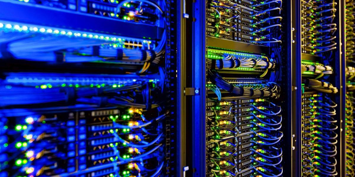 Americanii, sufocați de facturi: Giganții tech se îmbogățesc pe AI