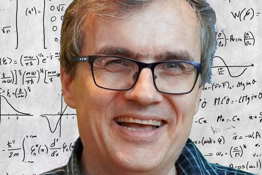 Fizicianul Cristian Presură: Omenirea, spre autodistrugere. „Valul antiștiință e uriaș”