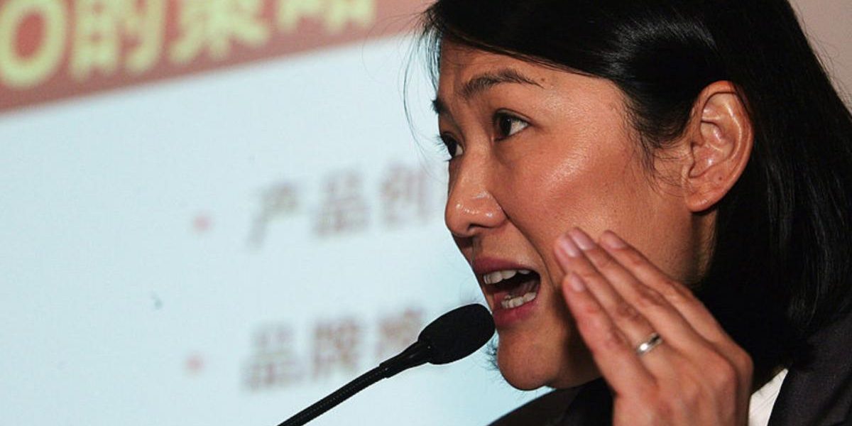 De la muncitoare în fabrică la miliardară: Ascensiunea spectaculoasă a unei chinezoaice