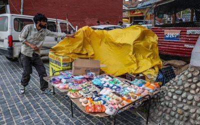 De ce locuitorii din Kashmir donează AUR pentru oamenii din Iran