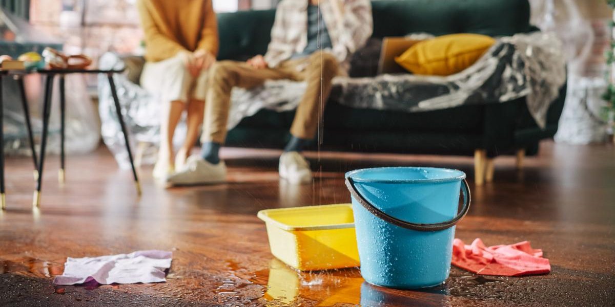 De ce asigură românii mai puține case: Prevenție vs. realitate grea