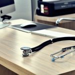 Deputații au votat: Când PRIMA zi de concediu medical NU se plătește