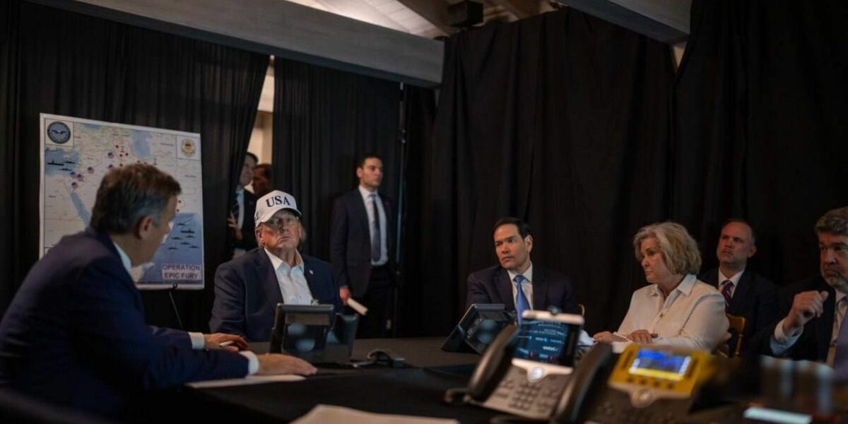 Trump, ședință de urgență despre Strâmtoarea Ormuz: Criza escaladează?