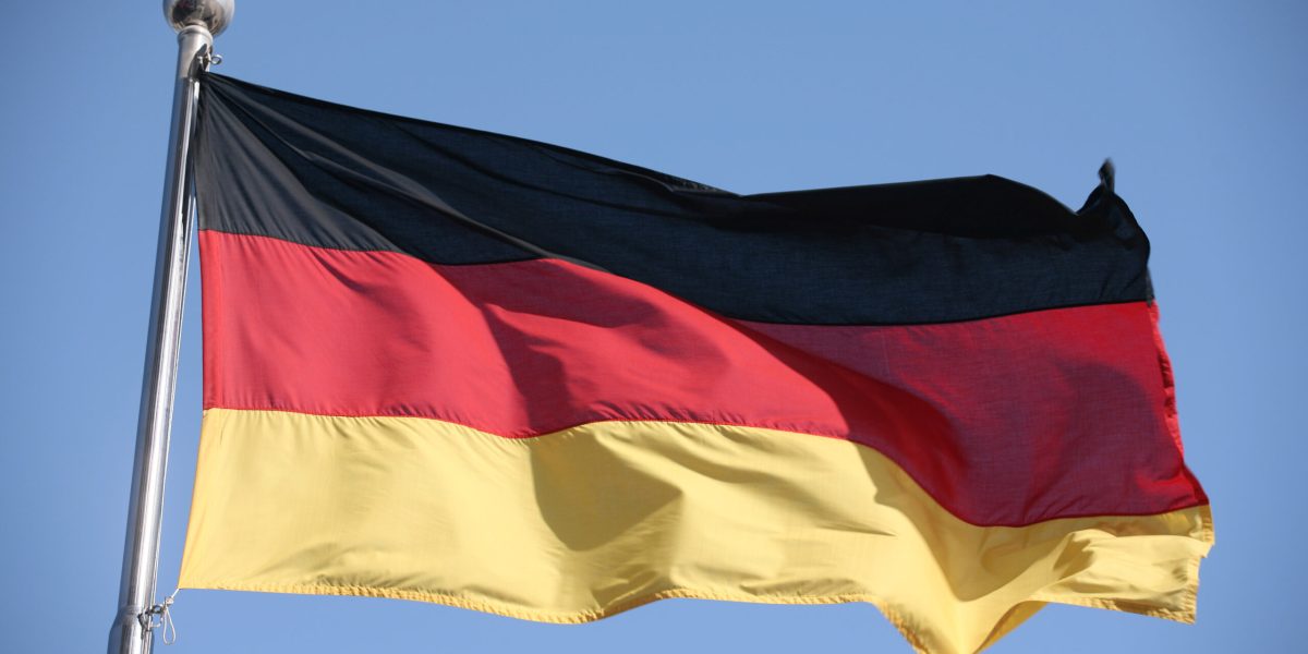 Tineri germani, liberi peste granițe: Noua lege a serviciului militar explicată