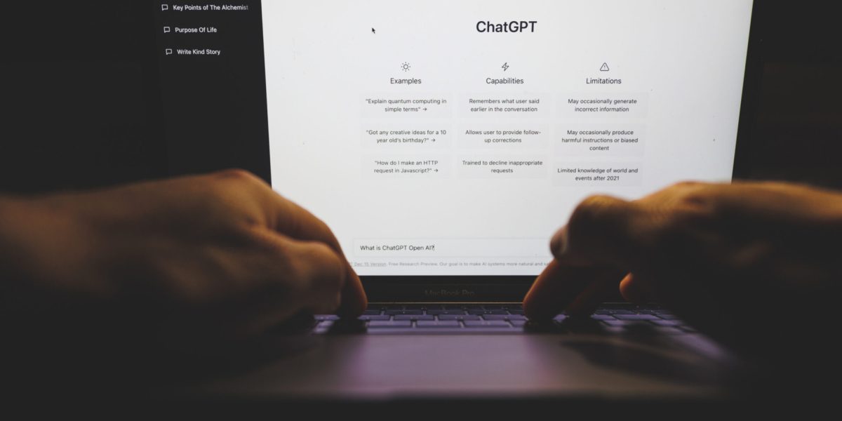 AI la școală: Inspectoratul Timiș răspunde petițiilor generate de Chat GPT