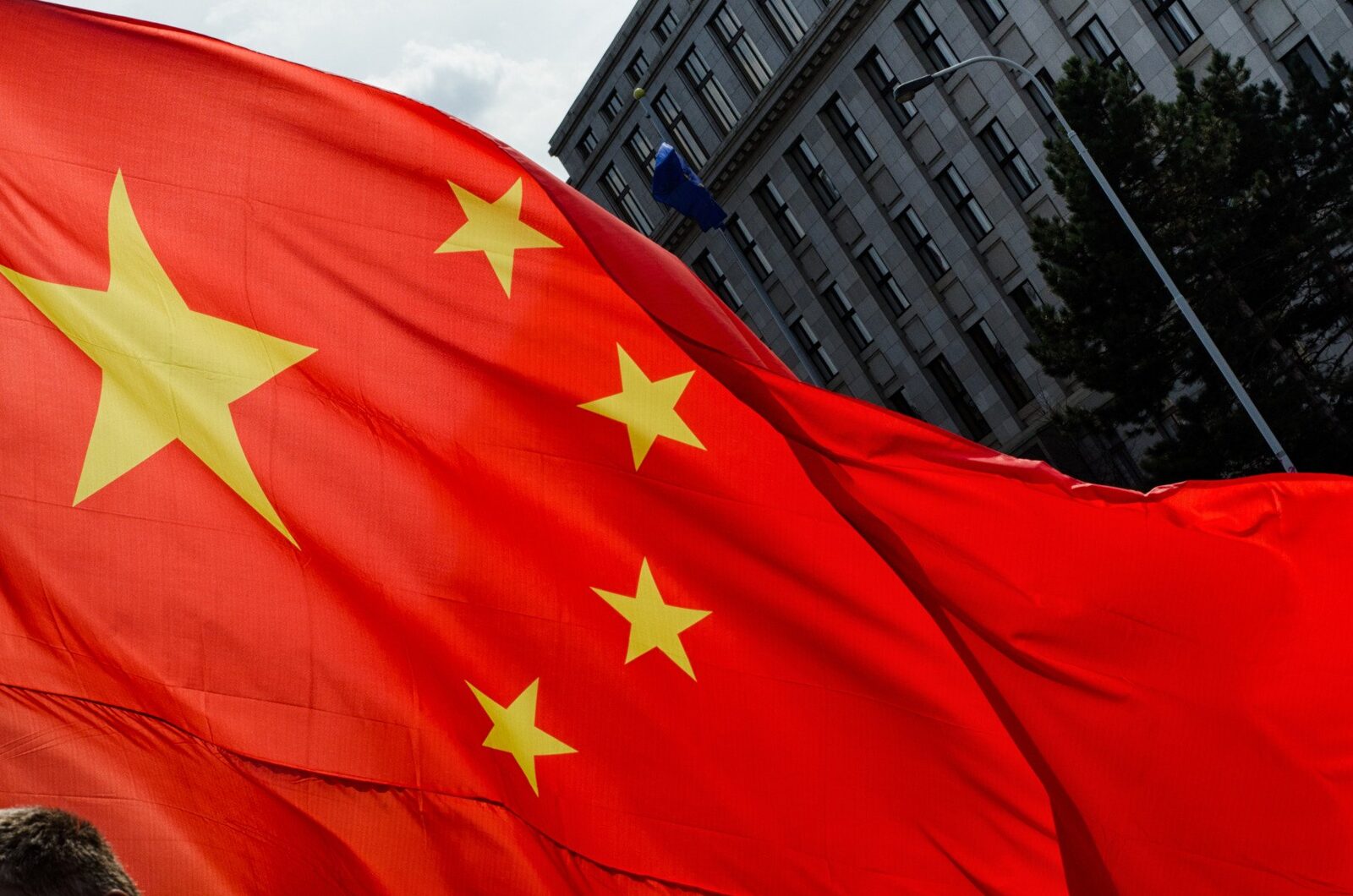 Un cetățean francez, condamnat la moarte în 2010 pentru trafic de droguri, a fost executat în China, confirmând plângerea Ministerului de Externe francez, care a exprimat „consternarea” față de decizia autorităților chineze