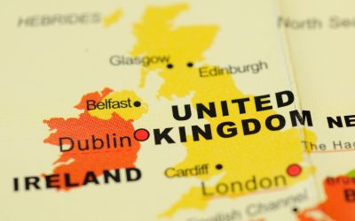 Atac cu mașină-capcană în Irlanda de Nord: Noua Armată Republicană, suspectă