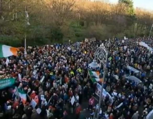 Irlanda, blocată de fermieri furioși: Dublin, sub asediu din cauza prețurilor mari