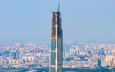 Monumentul de oțel nevăzut: Un zgârie-nori de 596 m, abandonat după 18 ani!