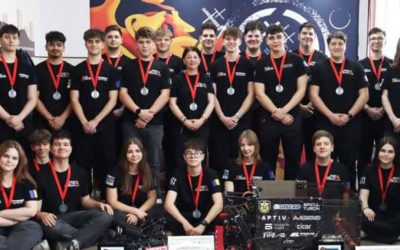 Arad: Roboții liceeni, la Mondial! Mai au nevoie de 10.000$ în 5 zile