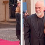 Gestul INCREDIBIL al premierului Albaniei, repetat în fața lui Meloni: Ce ascunde „îngenuncherea”?