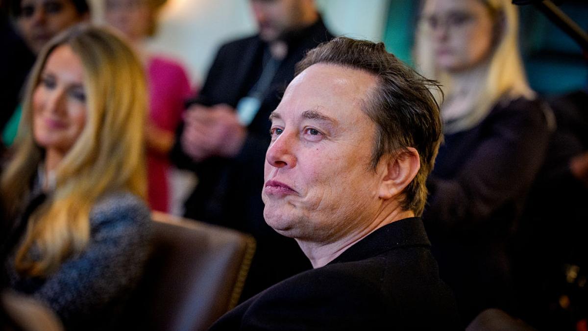 Elon Musk, pe TikTok și Instagram: De ce acum? Legătura cu SpaceX?