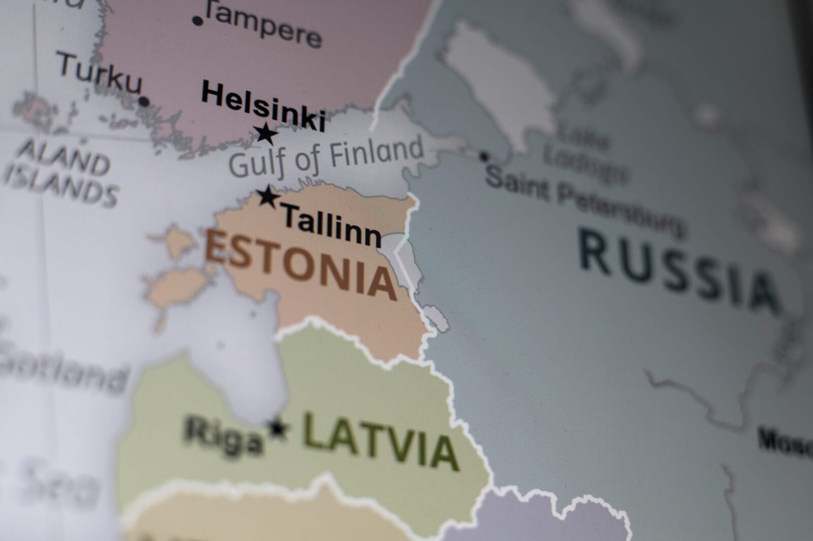 Țara din Europa în alertă: Se pregătește de război cu Rusia