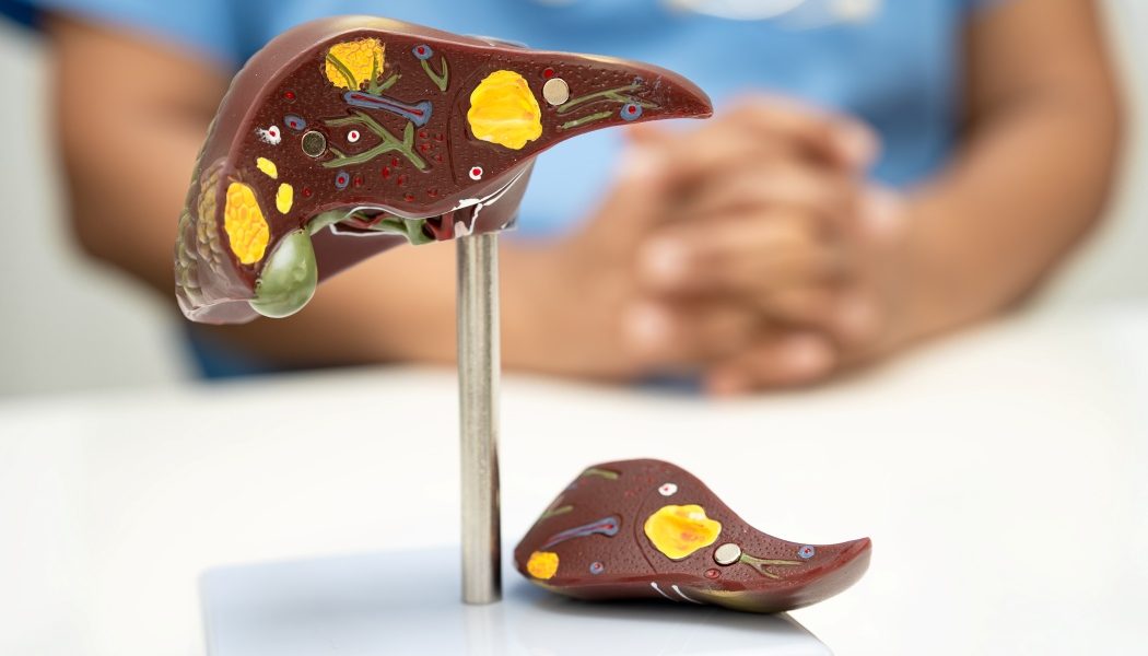 Boala SILENTIOASĂ ce distruge tinerii: Pericolul ascuns al stilului de viață modern