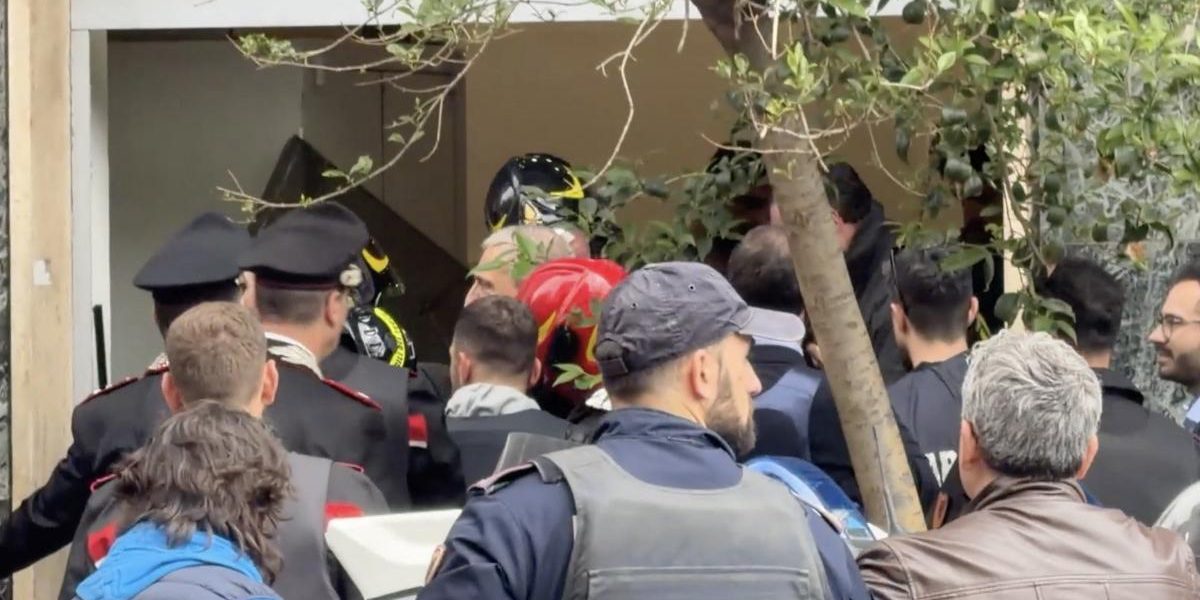 Jaful SECOLULUI la Napoli: Hoții au dispărut prin podea cu valori!