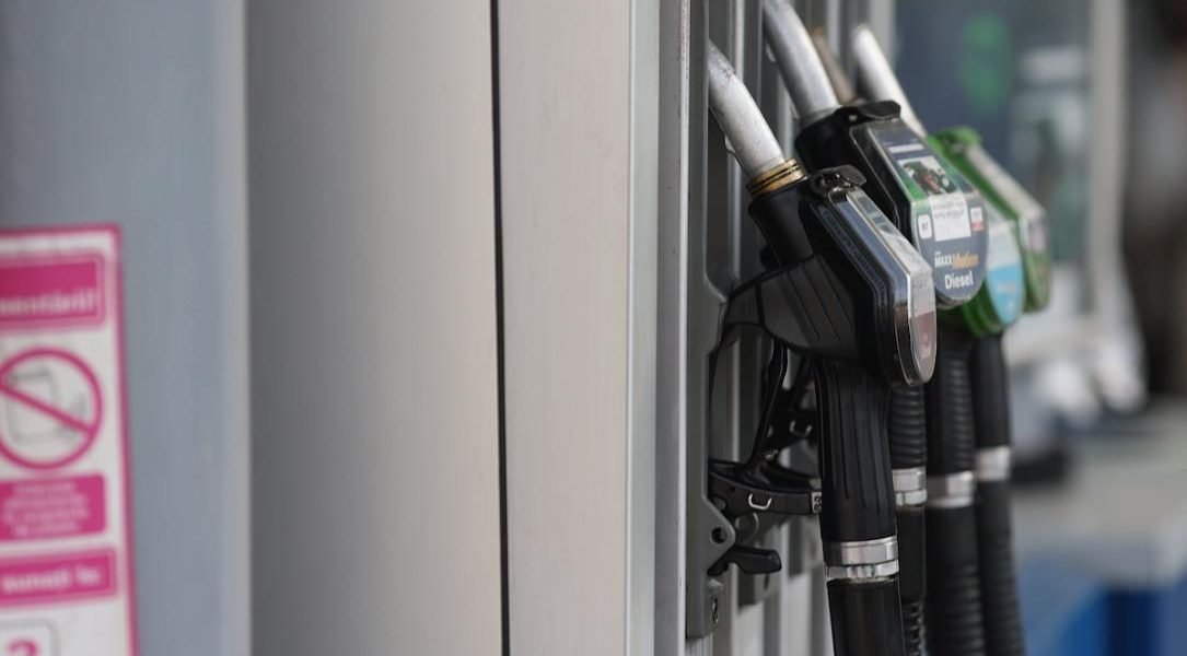 România: final de președinție fără probleme cu combustibilul, asigură Guvernul