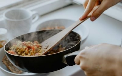 Cum știe creierul nostru să oprească mâncatul când stomacul este plin De mult timp, știința a crezut că răspunsul creierului la senzația de sațietate se bazează aproape exclusiv pe neuronii din anumite zone ale creierului