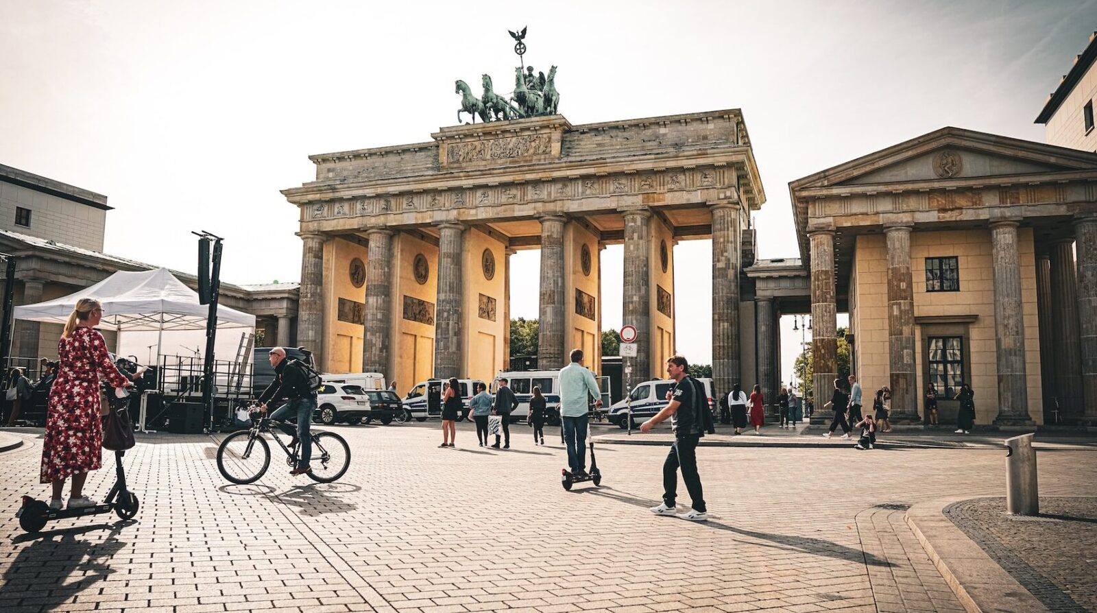 Berlin: Turiștii, plătiți pentru a strânge gunoiul. Curățenia, recompensată!
