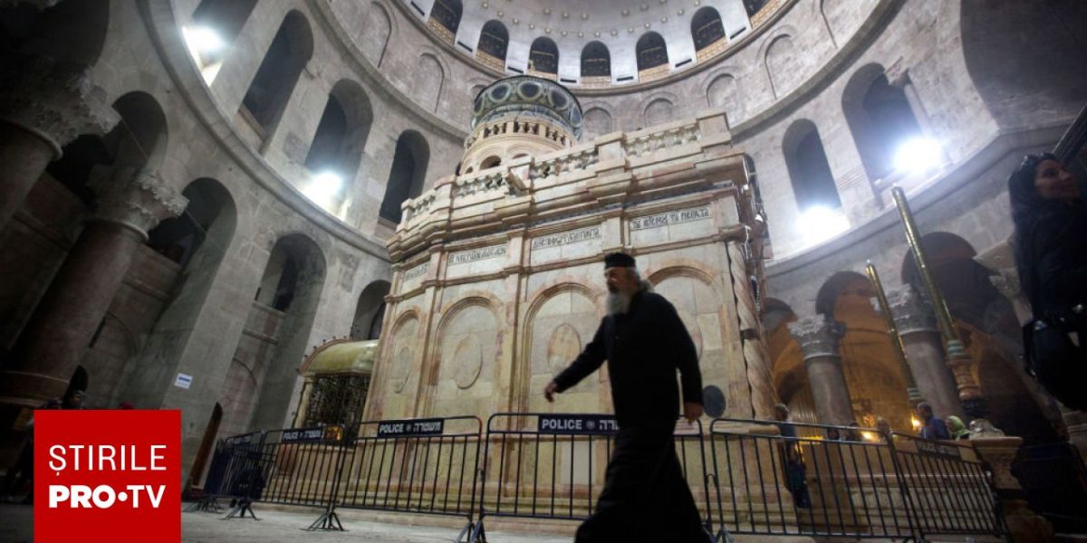 Lumina Sfântă de Paște: Așa se aprinde la Ierusalim, în Biserica Sfântului Mormânt