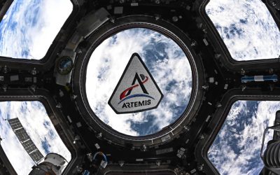 Astronauții de pe Artemis II nu vor surprinde în fotografii „gunoiul spațial”, deși problema resturilor orbitale este reală