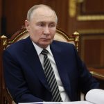 Criza RUSIEI: Războiul și scumpirea petrolului nu acoperă deficitul, armistițiul o îngroapă?