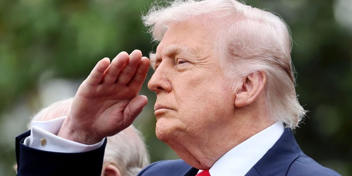 Trump, mesaj dur pentru Teheran: „Mai bine deveniți deștepți” și buget colosal
